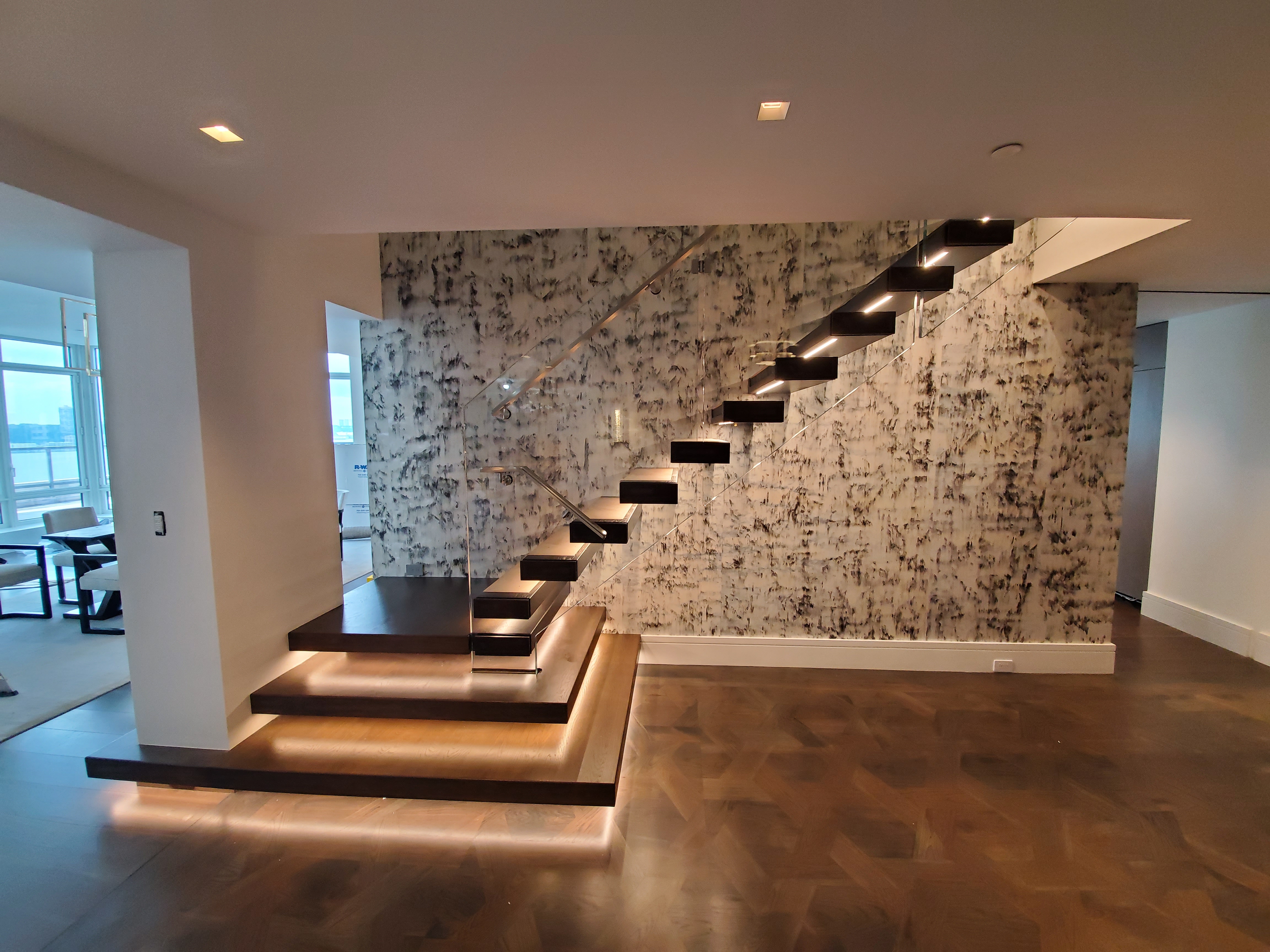Private Residence — Cantilever — view 2