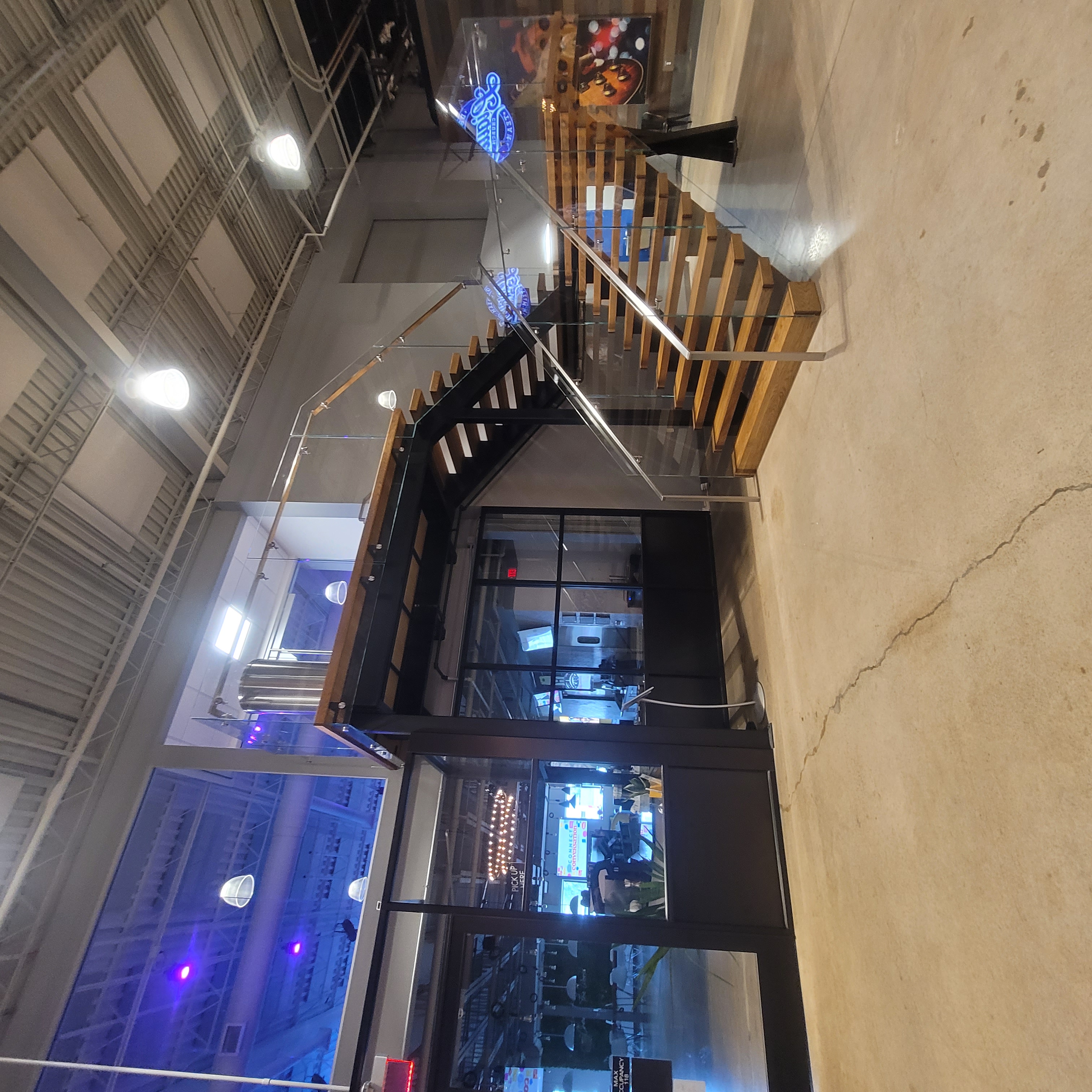 Commercial Switchback — view 2